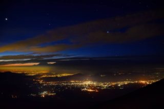 Throwback to that time when I could almost touch the sky, getting a step closer to the stars and that Galaxy far, far away 😉✨ #MayThe4thBeWithYou⁣ ⁣ The only lights that shone our way to the top of Mount Fuji were those of the stars above, our mini headlamp and the cities below in the distance⁣ ⁣ Sending my Dad a virtual hug on this special day #StarWarsDay #HappyStarWarsDay #StarWarsFans 😘🤗❤️⁣ ⁣ #MayTheFourthBeWithYou #MayTheForceBeWithYou #theviewfromthetop #visitJapan #MountFuji #nightskyphotography #lowlightphotography #TouchtheSky